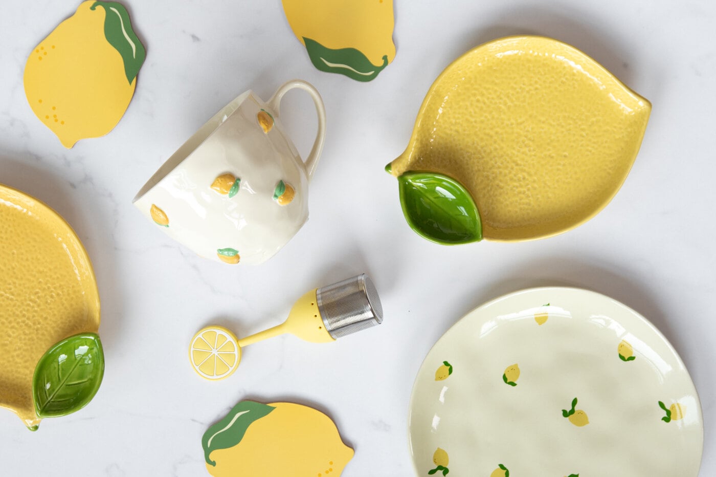 Tableware featuring a lemon design.