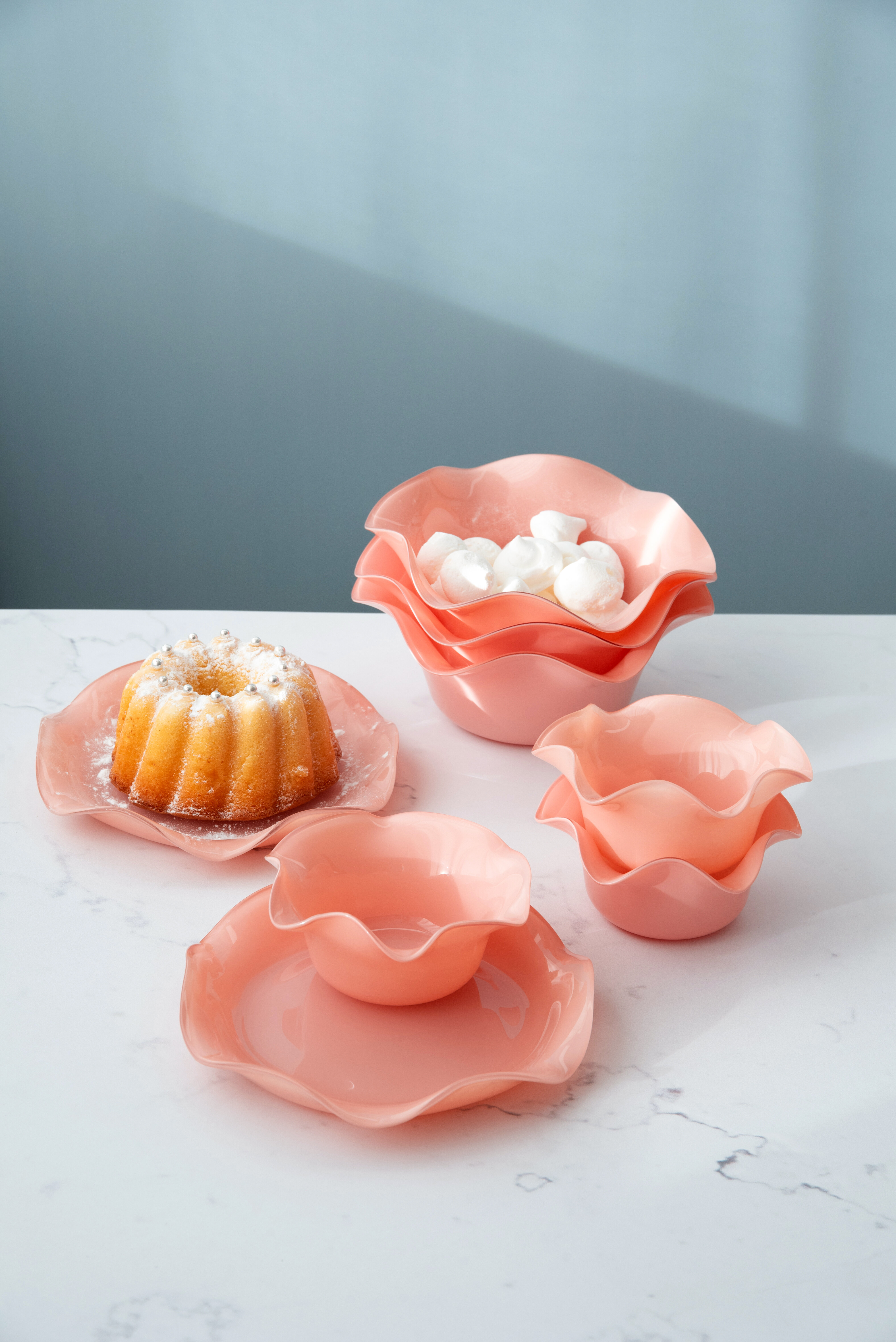 Dinner set in a peach colour.